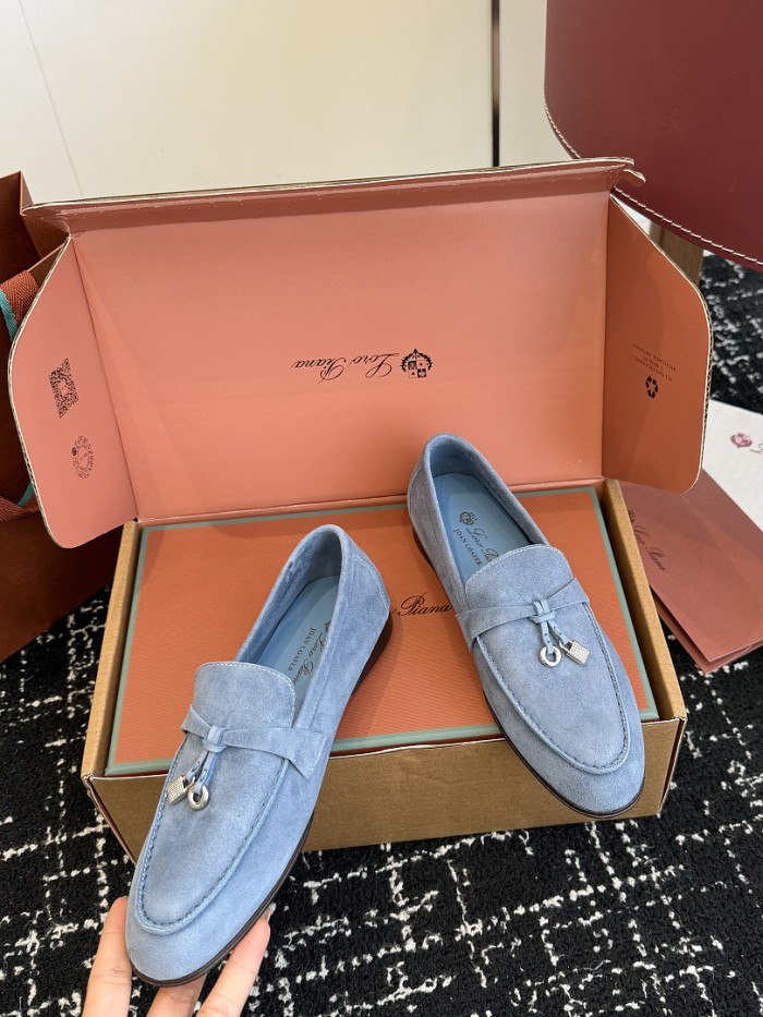 L0r0 P1ana Loafer