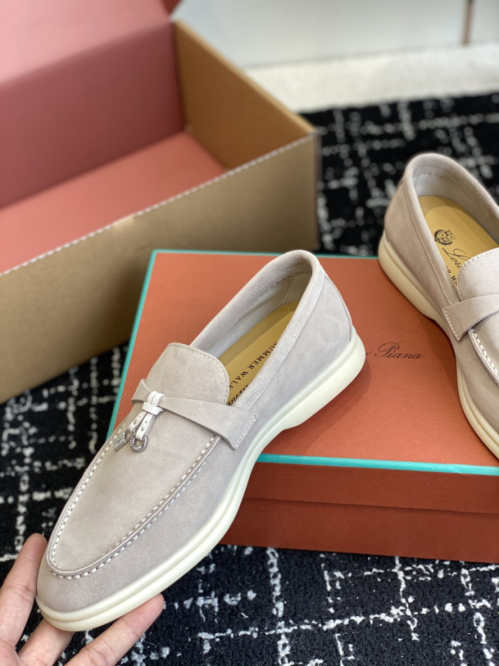 L0r0 P1ana Loafer