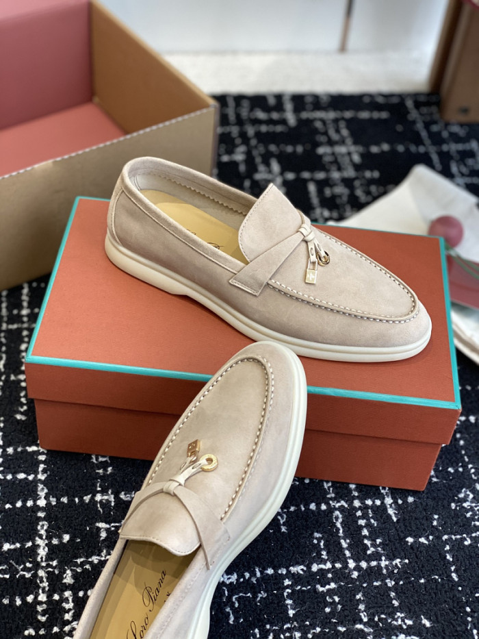 L0r0 P1ana Loafer