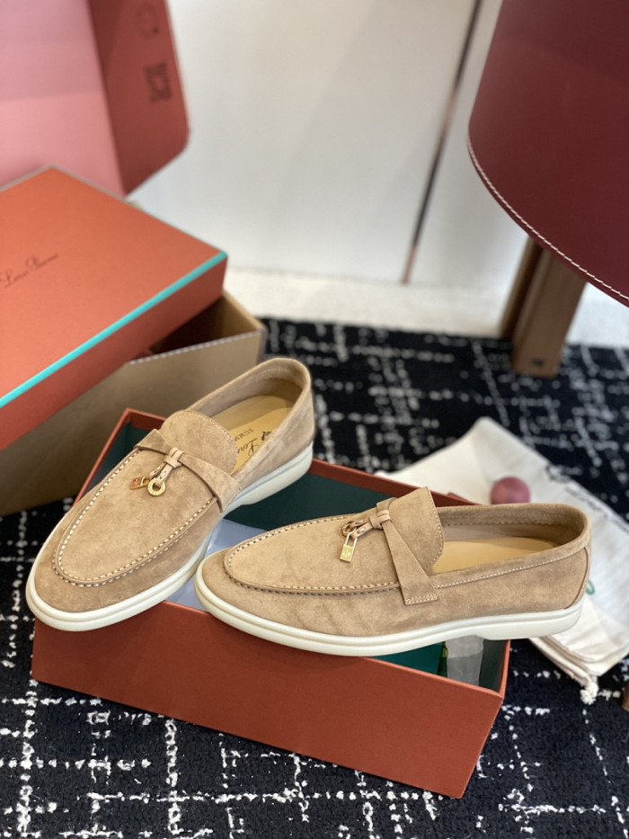 L0r0 P1ana Loafer