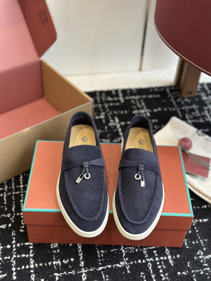 L0r0 P1ana Loafer