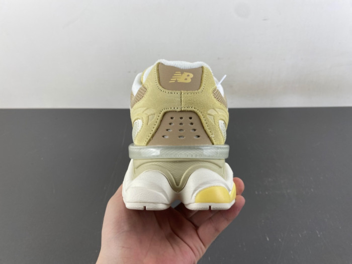 New Ba1an*e Wmns 9060R 