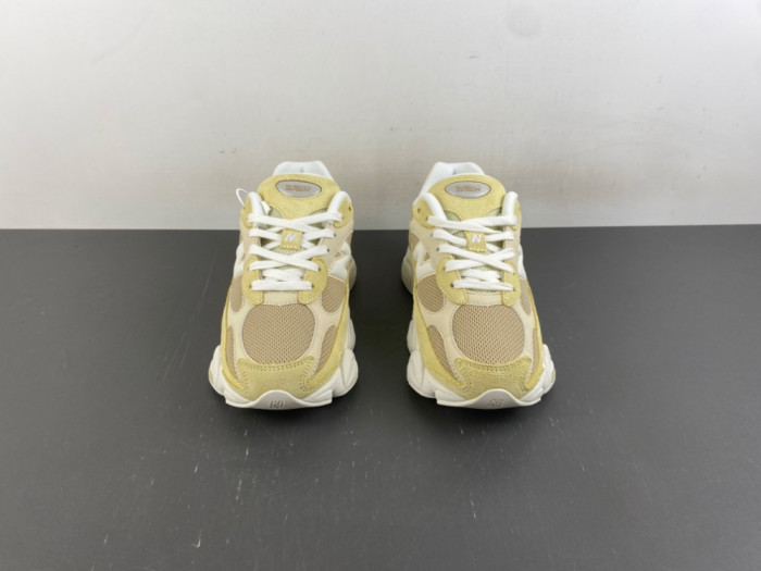 New Ba1an*e Wmns 9060R 