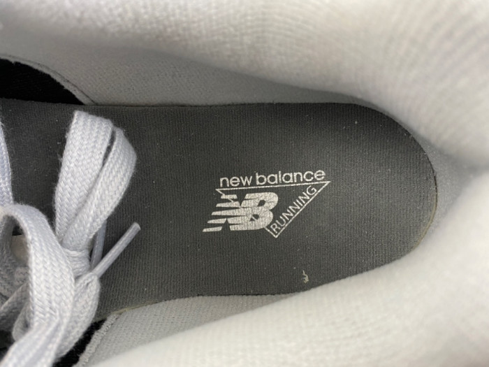 New Ba1an*e 9060 Harbor Grey U90609EL